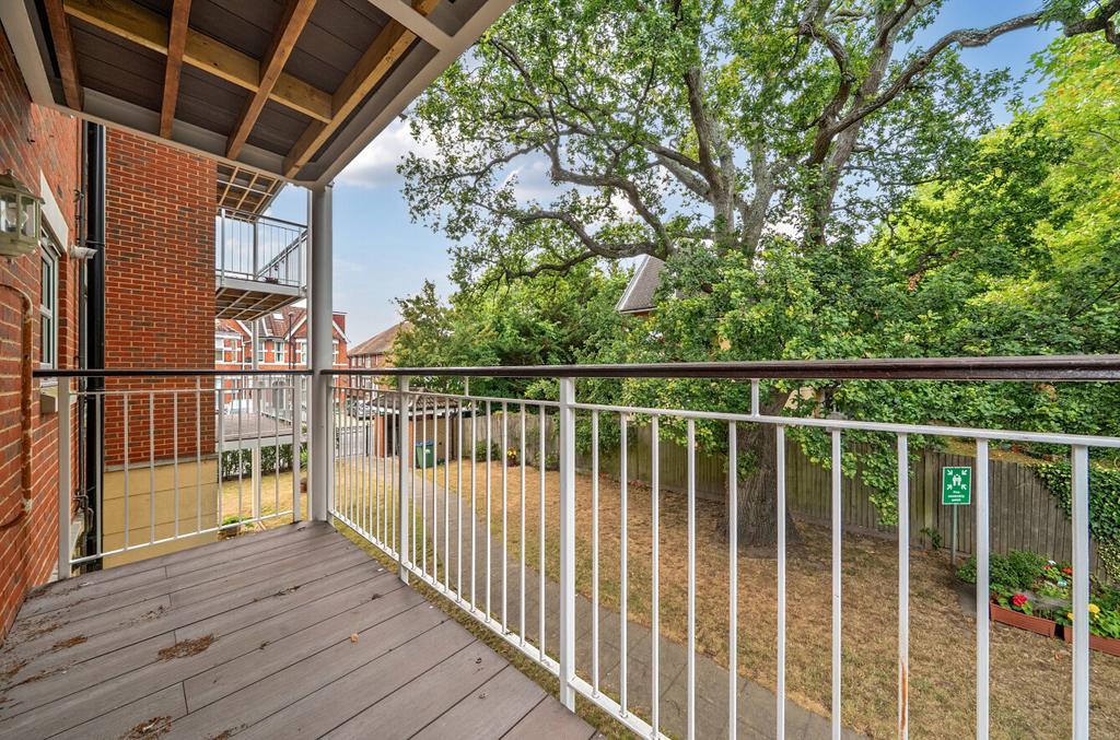 1326331 10 688219...