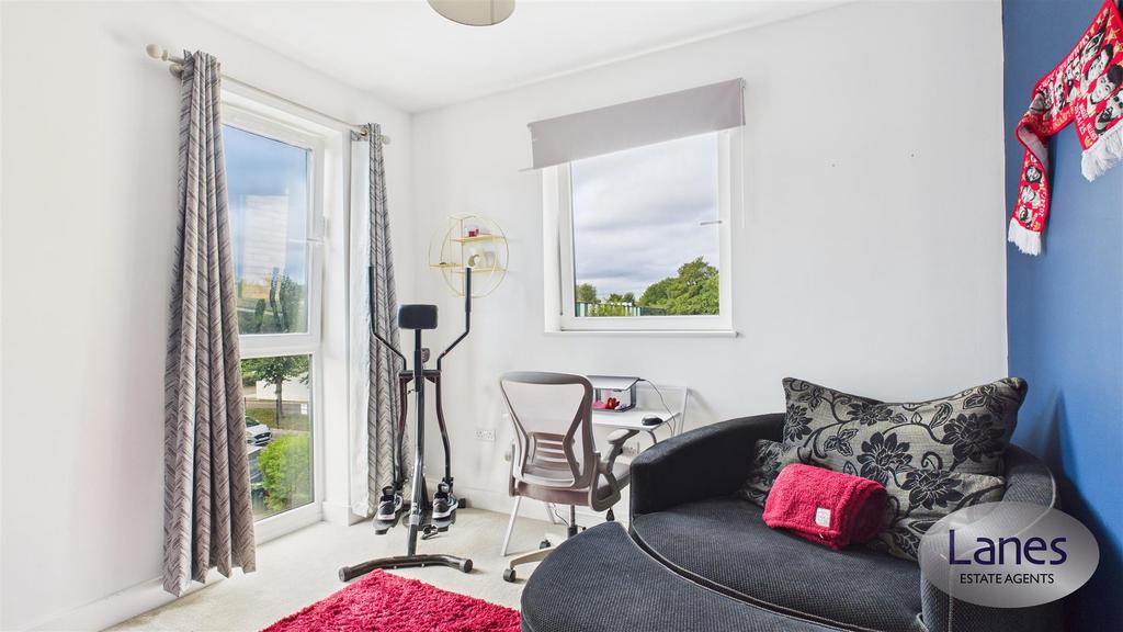 CAM05136 G0-PR0129-STILL002.jpg