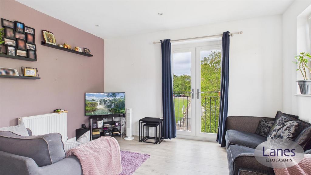 CAM05136 G0-PR0129-STILL004.jpg