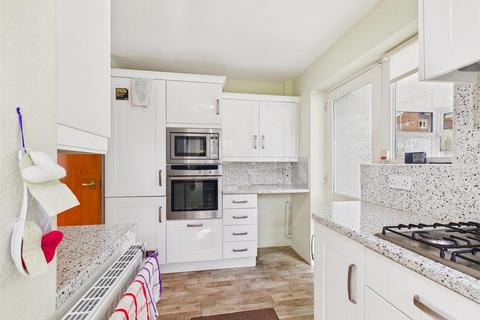 3 bedroom detached bungalow for sale, Amberley Drive, Buxton