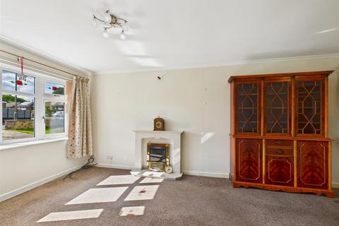 3 bedroom detached bungalow for sale, Amberley Drive, Buxton
