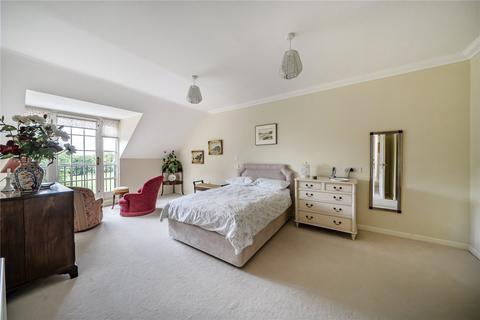 2 bedroom retirement property for sale, Lady Cooper Court, Castle Village, Berkhamsted, Hertfordshire, HP4