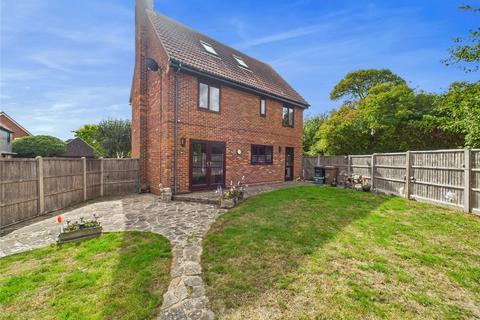 6 bedroom detached house for sale, Broughton Road, South Woodham Ferrers, Chelmsford, Essex, CM3