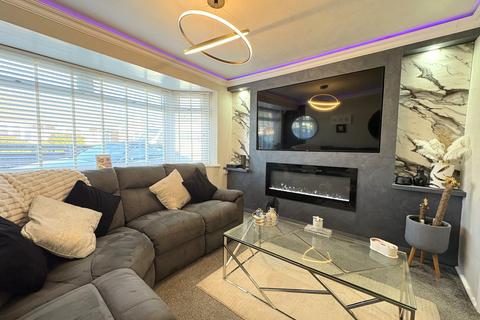 3 bedroom semi-detached house for sale, Wilby Avenue, Little Lever, Bolton, BL3