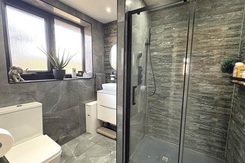 3 bedroom semi-detached house for sale, Wilby Avenue, Little Lever, Bolton, BL3
