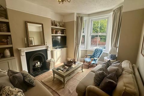 10 Breinton Road, Hereford, HR4 0JX