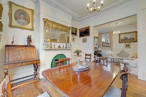 undefined, Ashmount Road  Whitehall Park N19 3BJ