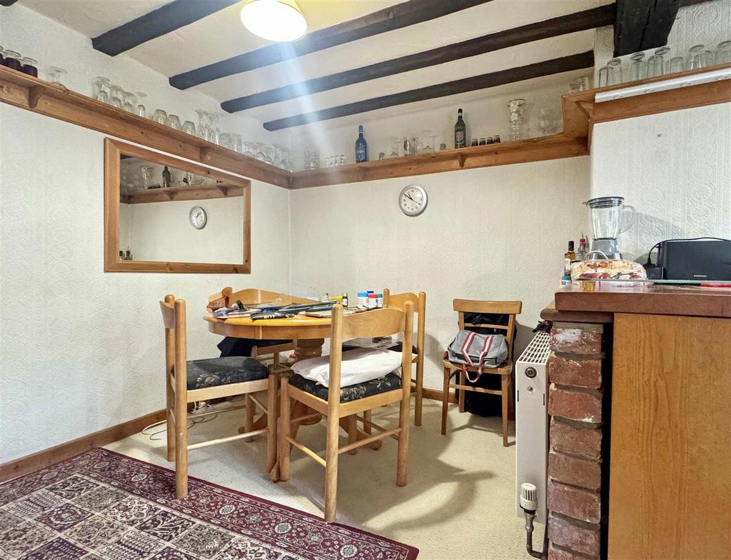 Dining Area.jpg
