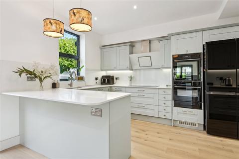 undefined, Delamere Road, London, W5