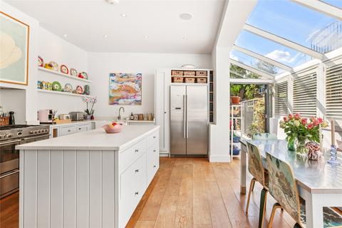 Spring Grove, London, W4