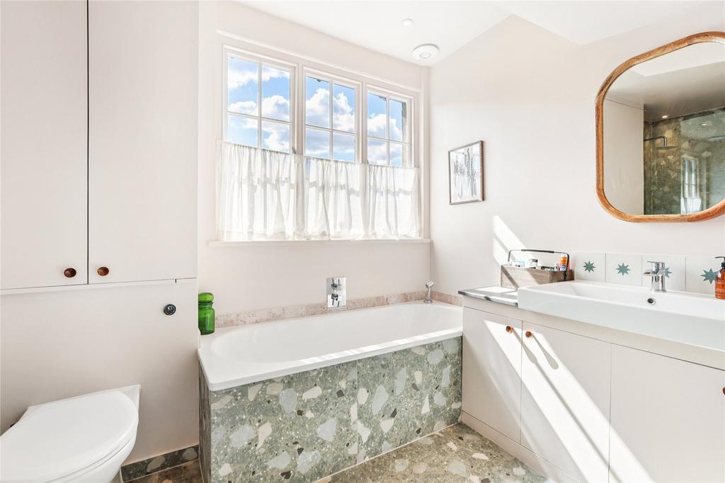 Family bathroom