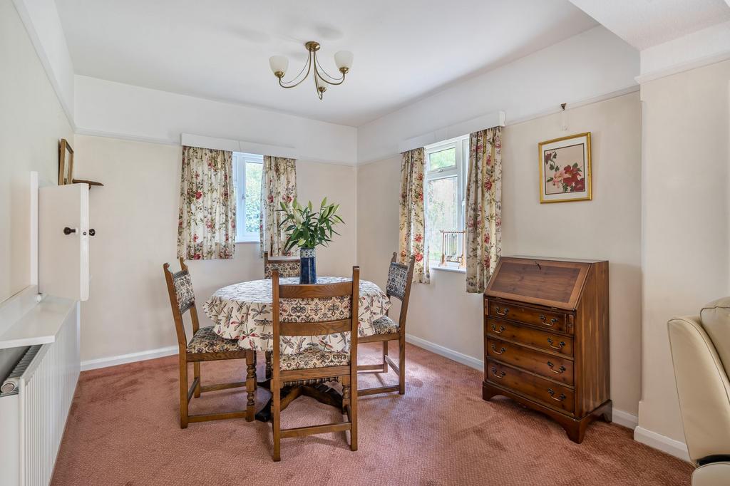 Sitting / Dining Room