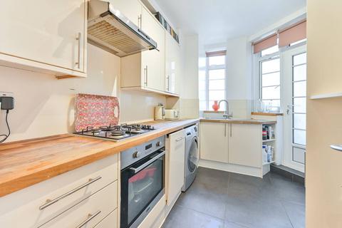 3 bedroom flat for sale, Stourcliffe Close, Marylebone, London, W1H