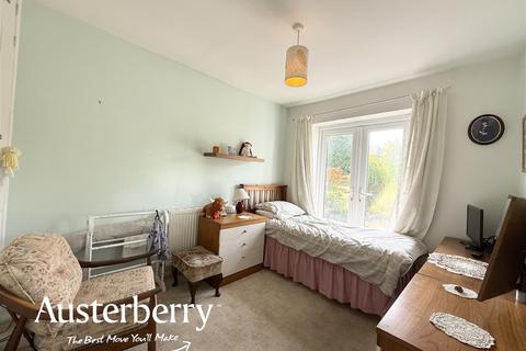 65 Johnstone Avenue, Werrington, Stoke-on-trent, ST9 0DY