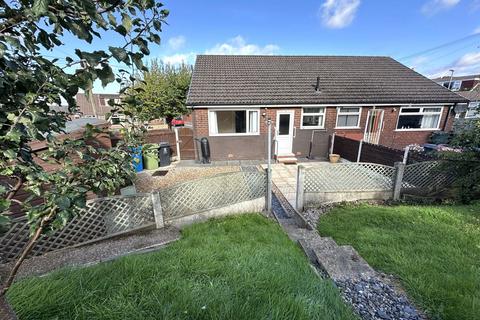 2 bedroom semi-detached bungalow for sale, 10 Clifton Crescent, Royton, Oldham, OL2 6JF