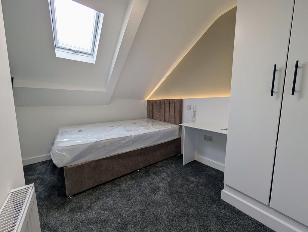 Room 4