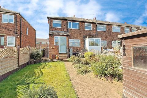 3 bedroom end of terrace house for sale, Park Road, Bramley, LS13 2LT