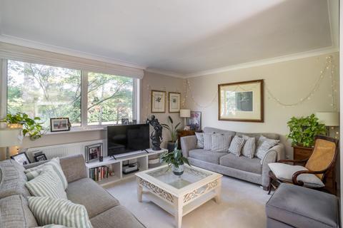 3 bedroom terraced house for sale, Oatlands Green, Weybridge, Surrey, KT13