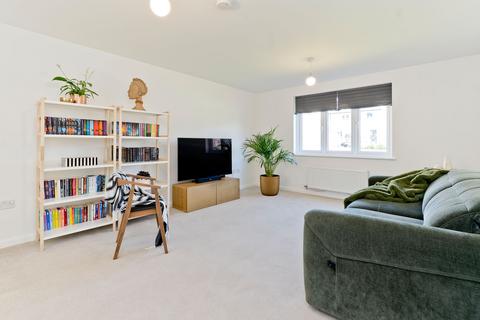 5 bedroom detached house for sale, 2 Groserts Way, Bilston, EH25 9AF