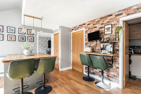 14 Bronnley Way, Brackley, NN13 5GL