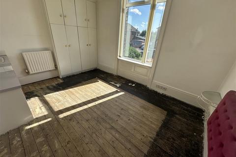 undefined, Leeds Road, Dewsbury