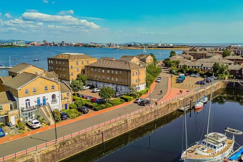 2 bedroom apartment for sale, Llwyn Passat, Penarth CF64