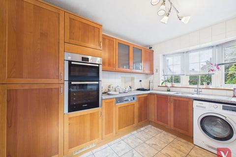 undefined, Marsh Road, Luton LU3