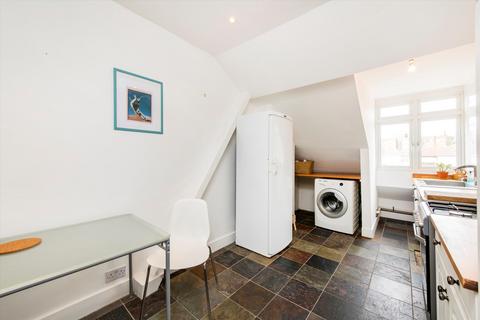 3 bedroom flat for sale, The Avenue, Brondesbury Park, London, NW6