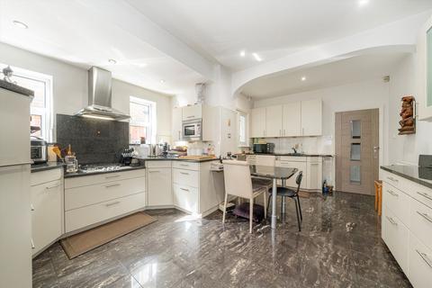 undefined, Ormond Avenue, Hampton TW12