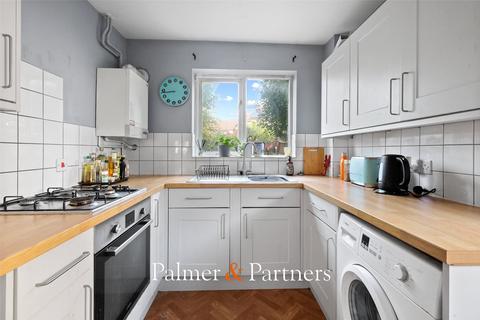 3 bedroom end of terrace house for sale, Peppercorn Close, Turner Rise, Colchester, Essex, CO4