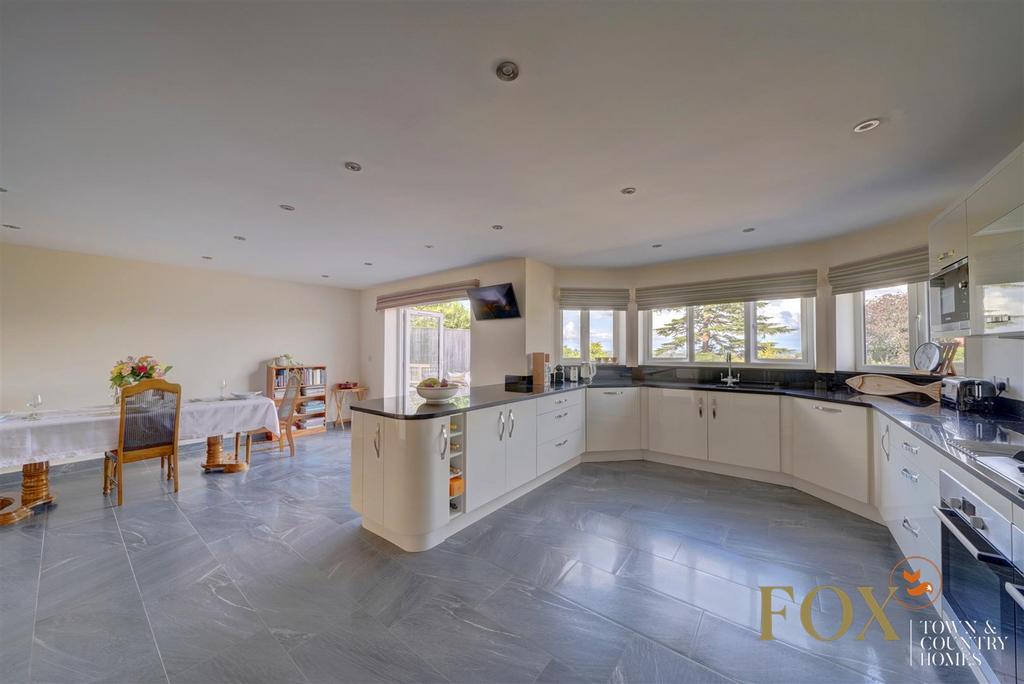 22 St Peters Rd (50)