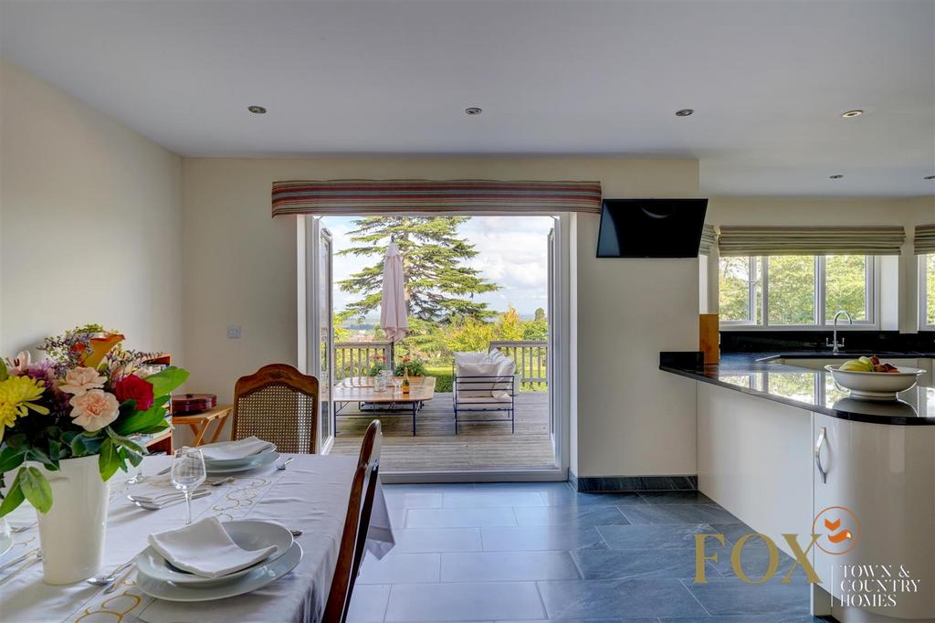 22 St Peters Rd (55)