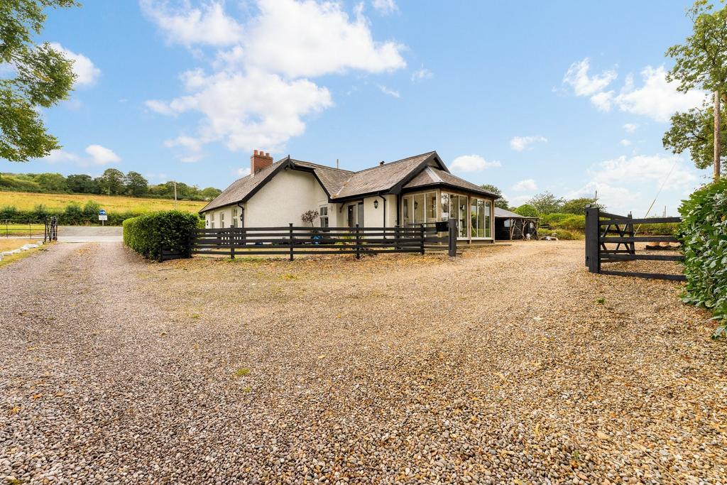 Pen Y Wern Lodge