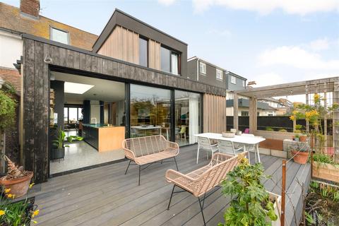 4 bedroom semi-detached house for sale, Marine Crescent, Tankerton, Whitstable