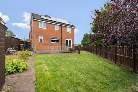 10 Aitken Close, Newmains, Wishaw, ML2 9BJ
