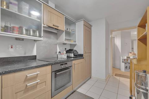 Priory Fields, Watford, WD17