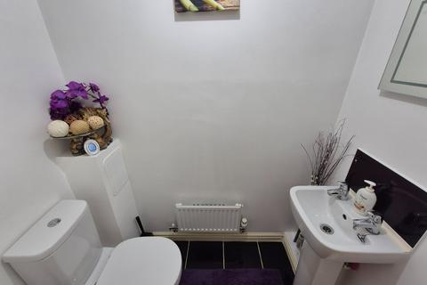 undefined, Guardian Way, Luton, Bedfordshire, LU1 1BU