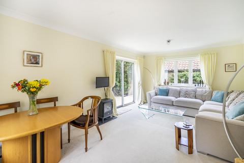 undefined, White House Gardens, York