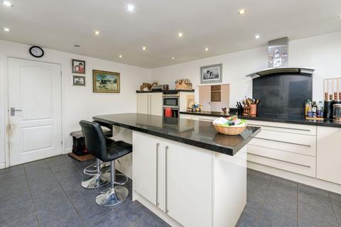 undefined, Crown Hill, Grantham NG33