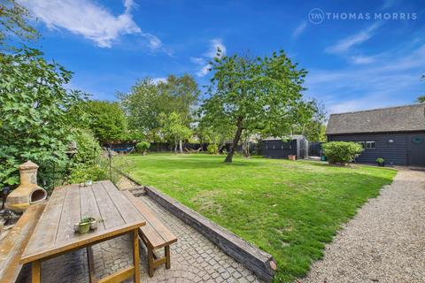 undefined, Frog End, Royston SG8