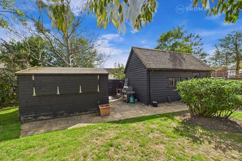undefined, Frog End, Royston SG8
