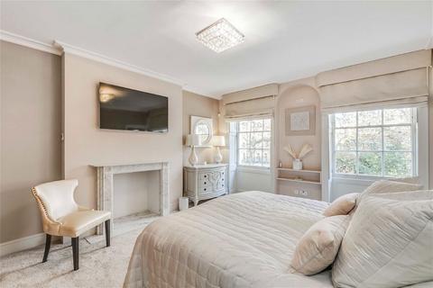 2 bedroom flat for sale, Montagu Square, London W1H