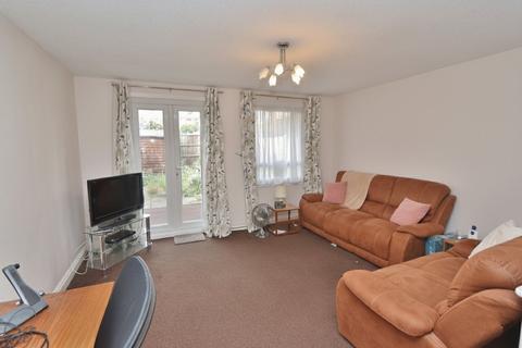2 bedroom terraced house for sale, Sevenoaks Close, Romford, RM3