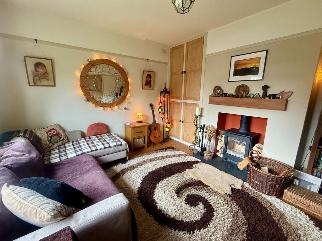 Living room, fireplace
