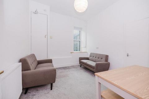 undefined, 0829L Buccleuch Street, Edinburgh, EH8 9NQ