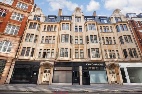 3 bedroom apartment to rent, Newman Street, W1T