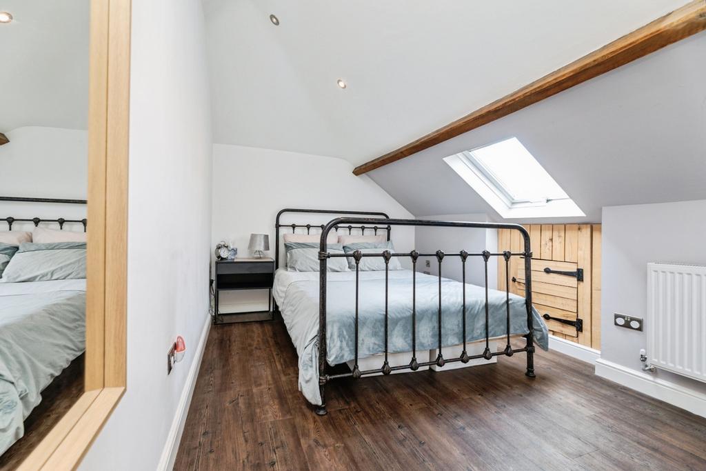 Pbox-bedroom-333381.jpg