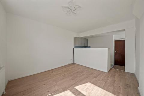 1 bedroom flat for sale, Sangley Road, South Norwood