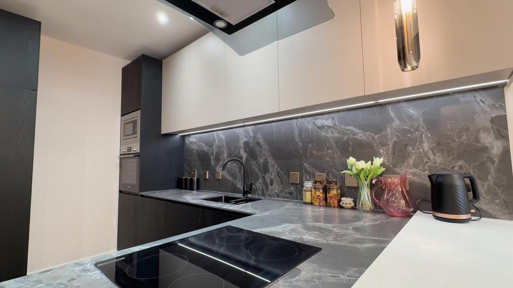 Halcyon-show-kitchen.png
