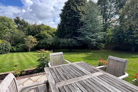 undefined, Midhurst Road, Fernhurst, GU27
